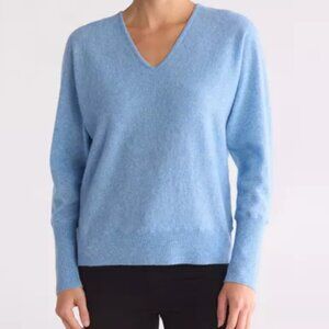 Tahari 100% Cashmere V-Neck Sweater in Periwinkle Blue - Size M